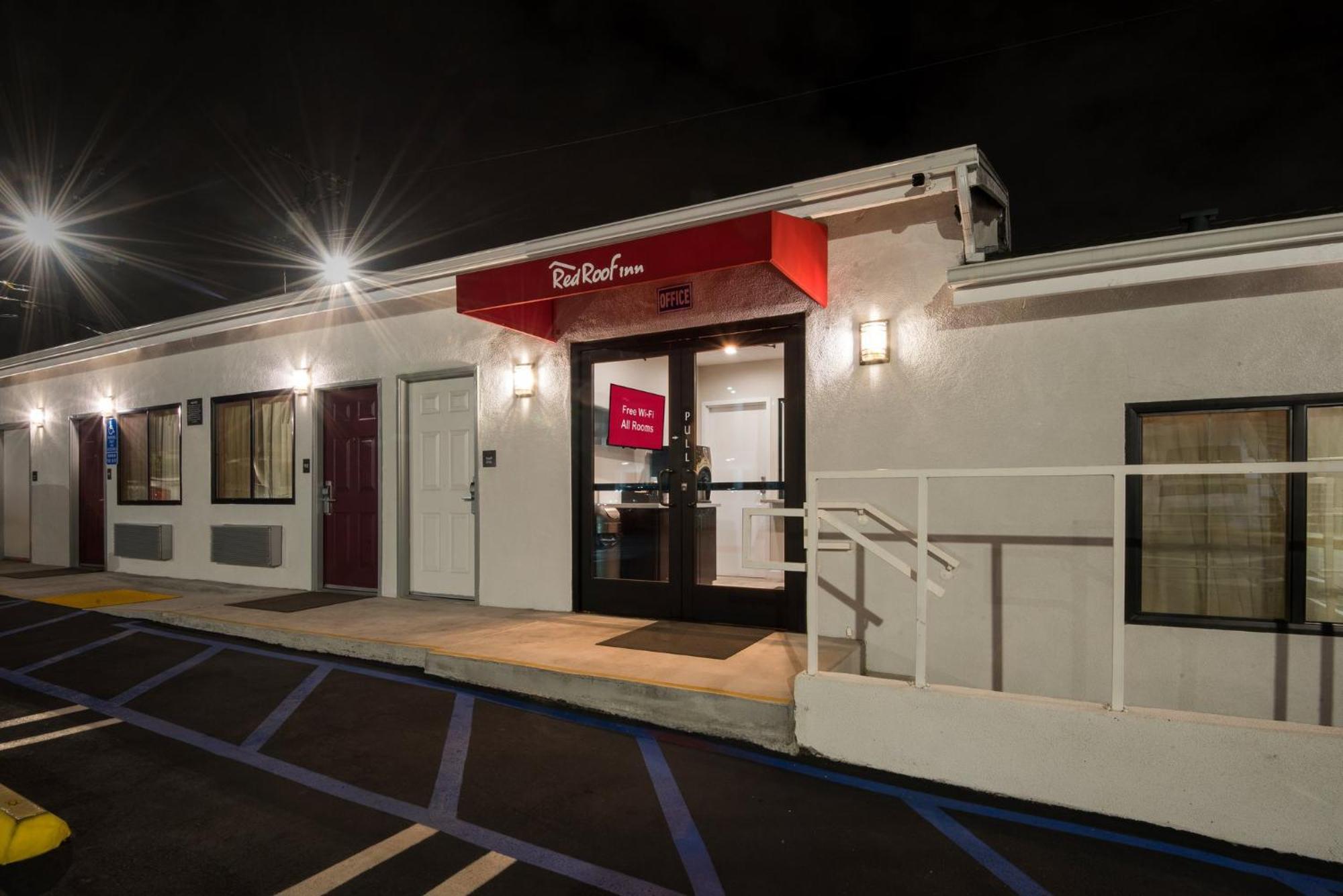 Red Roof Inn Carson - Wilmington, Ca Los Angeles Exteriör bild